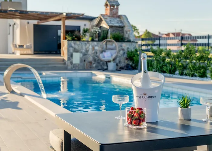 Villa Iva Vedrine