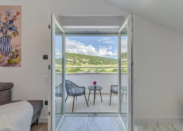 Iva Villa Vedrine