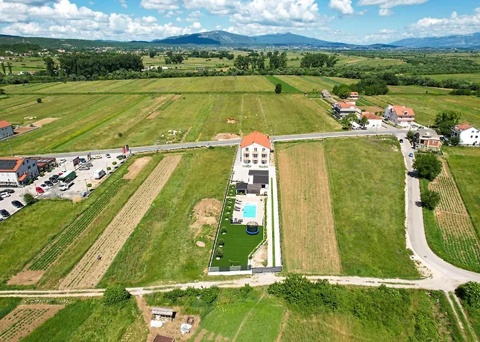 Villa Iva *